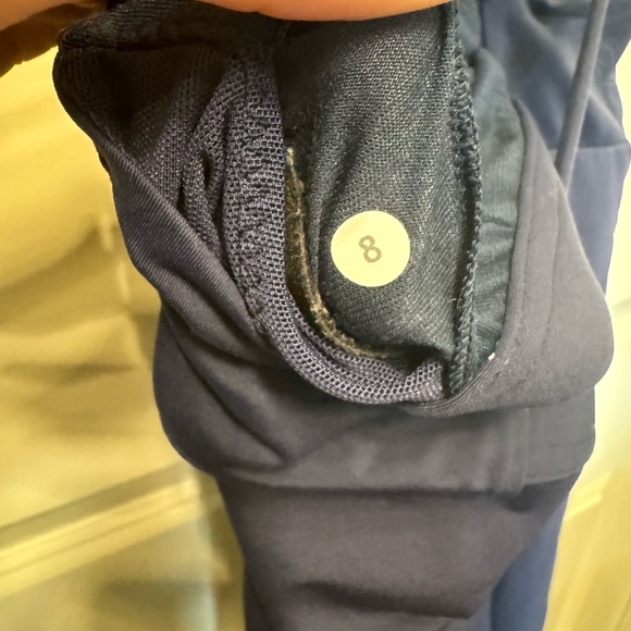 Lulu lemon tank size 8 navy like new - Picture 6 of 6